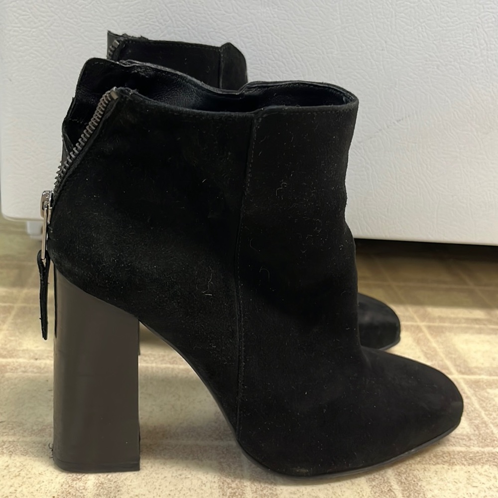 Shelly’s of London Ankle Booties with block heel size 38